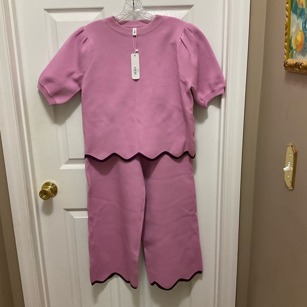 NWT Women’s Glam Pink Knit 2 Piece Set Scallop Hem Sweater Wide Leg Pants L